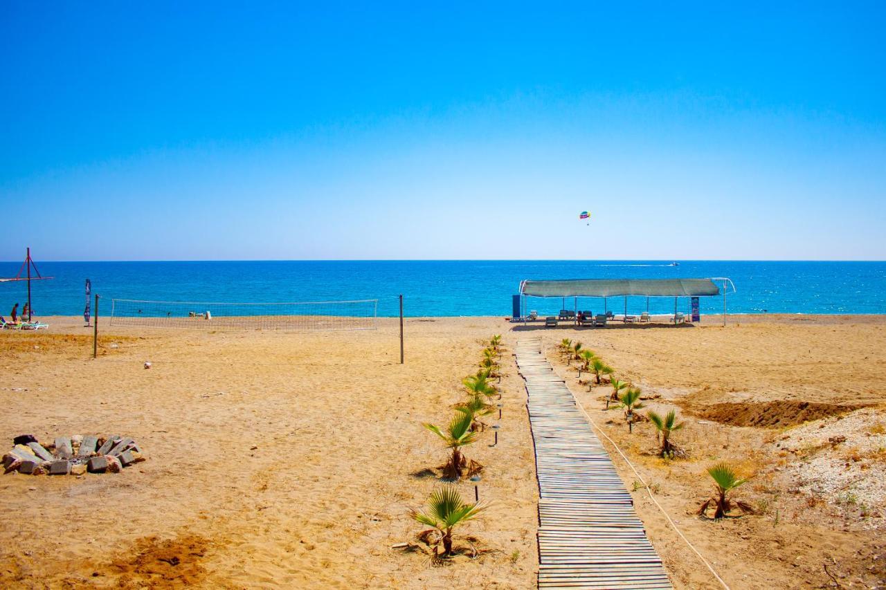 Naz Beach Bungalow Hotel In Antalya Kızılot 외부 사진